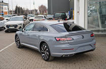 Volkswagen Arteon R-Line