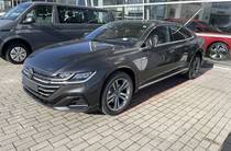 Volkswagen Arteon R-Line