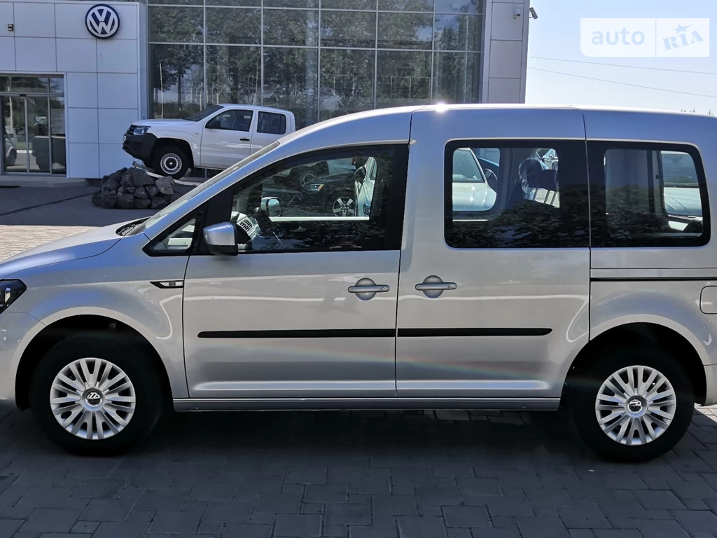 Volkswagen Caddy пасс. Trendline