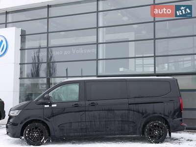 Volkswagen Caravelle 2025 Style