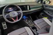 Volkswagen Golf GTI Base