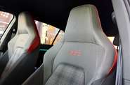 Volkswagen Golf GTI Base