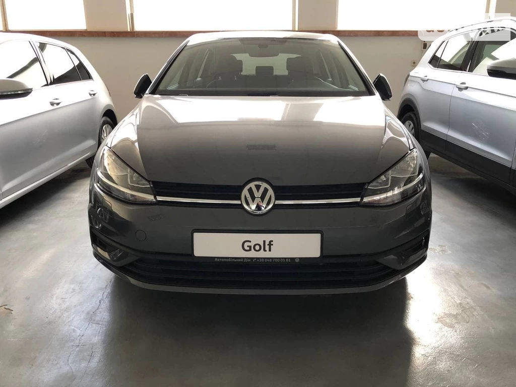 Volkswagen Golf Life