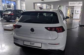 Volkswagen Golf 2024 Life