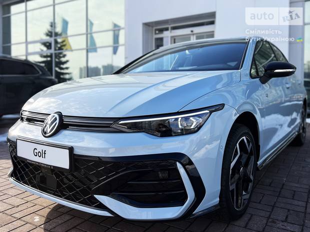 Volkswagen Golf 2025