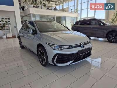 Volkswagen Golf 2025 R-Line