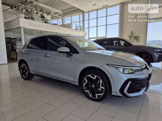 Volkswagen Golf 2025