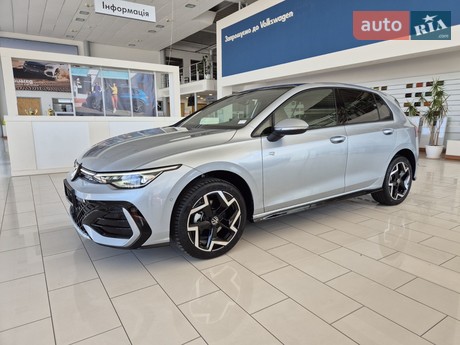 Volkswagen Golf 2025
