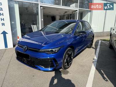 Volkswagen Golf 2025 R-Line