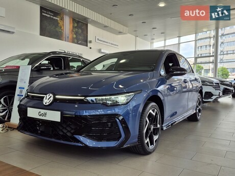 Volkswagen Golf 2025