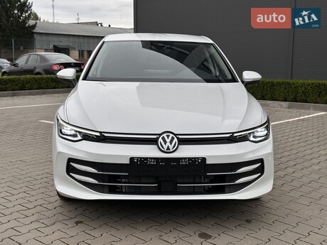 Volkswagen Golf 2025