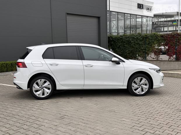 Volkswagen Golf 2025