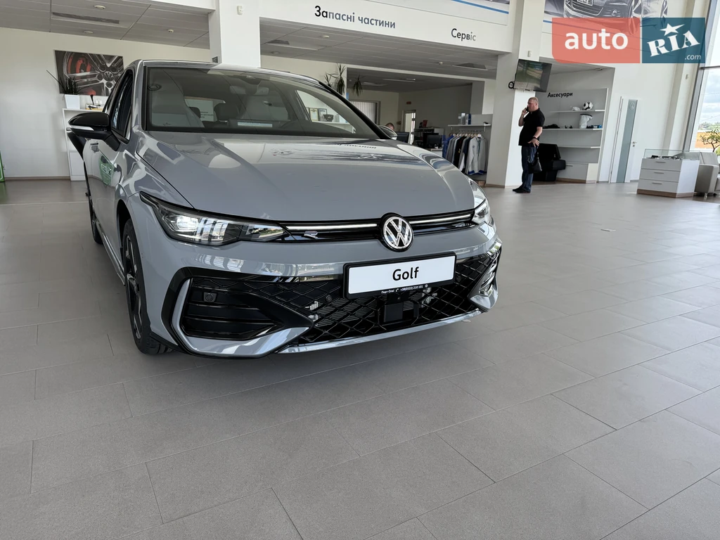 Volkswagen Golf R-Line