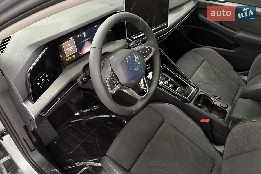 Volkswagen Golf - фото 9