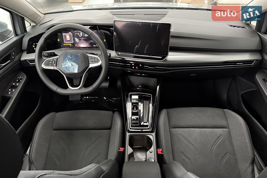 Volkswagen Golf - фото 12