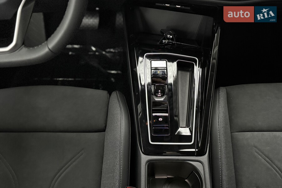 Volkswagen Golf - фото 13