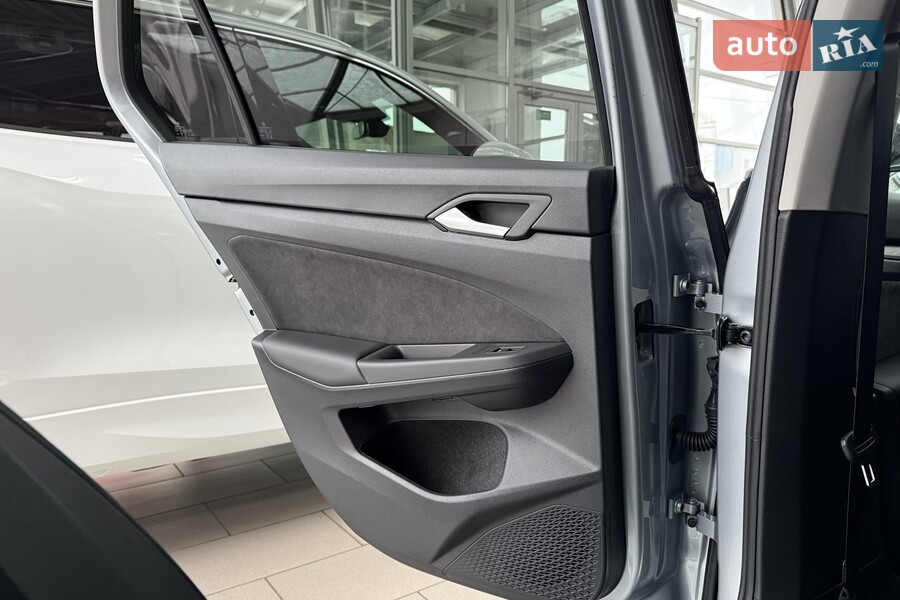 Volkswagen Golf - фото 15