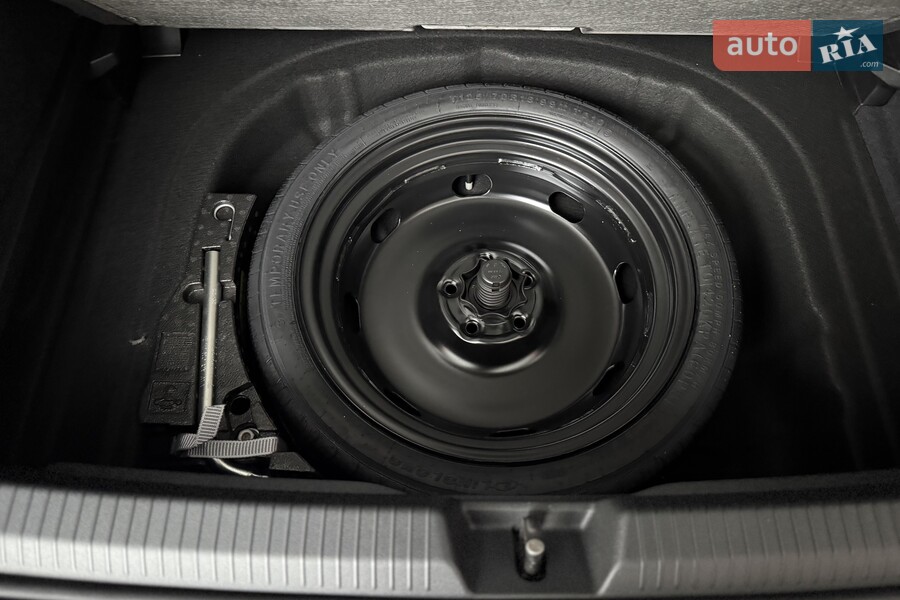 Volkswagen Golf - фото 16