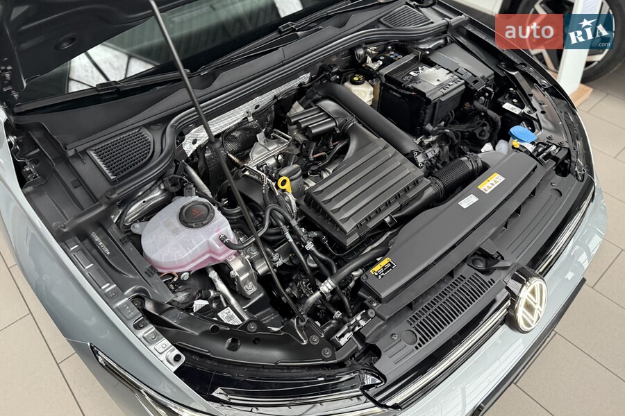 Volkswagen Golf - фото 21