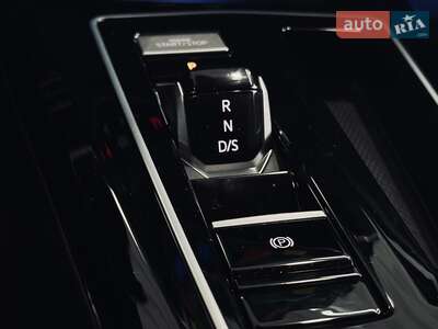 Новый Volkswagen Golf 2025 - фото 3