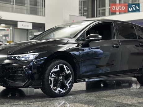 Volkswagen Golf 2025