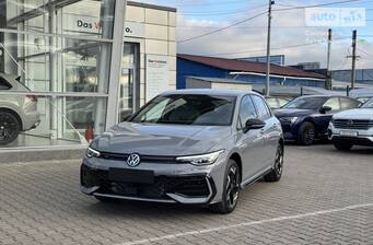 Volkswagen Golf 2026 R-Line