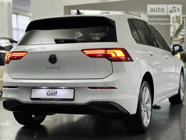 Хэтчбек Volkswagen Golf 2025 в Киев Хэтчбек Volkswagen Golf 2025 в Киев