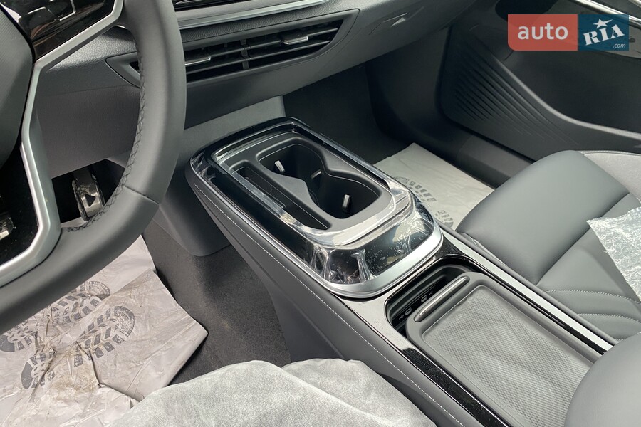 Volkswagen ID.4 Crozz - фото 17