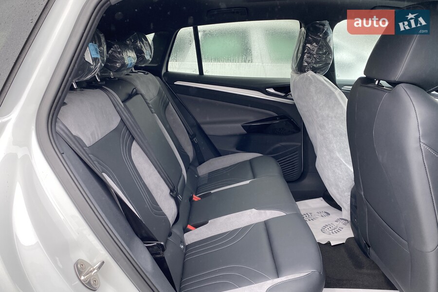 Volkswagen ID.4 Crozz - фото 15
