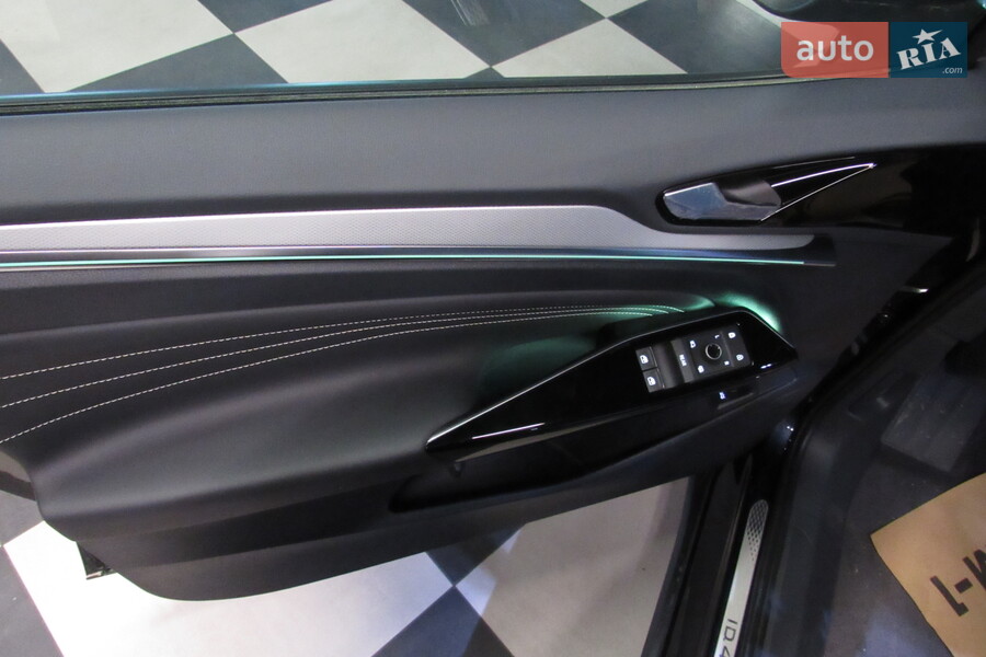 Volkswagen ID.4 Crozz - фото 21