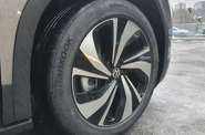 Volkswagen ID.6 Crozz Pure+