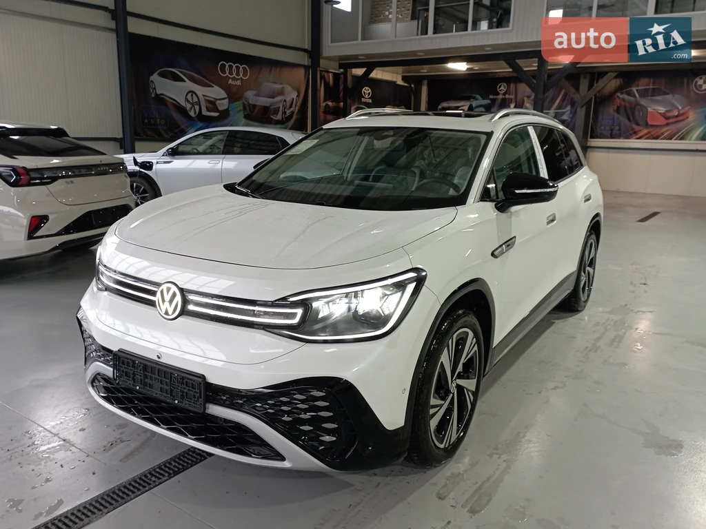 Volkswagen ID.6 Crozz Pro