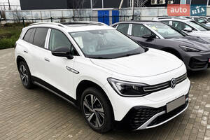 Volkswagen ID.6 Crozz Pro