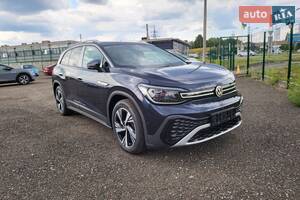 Volkswagen ID.6 Crozz Pro