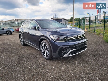 Volkswagen ID.6 Crozz 2025