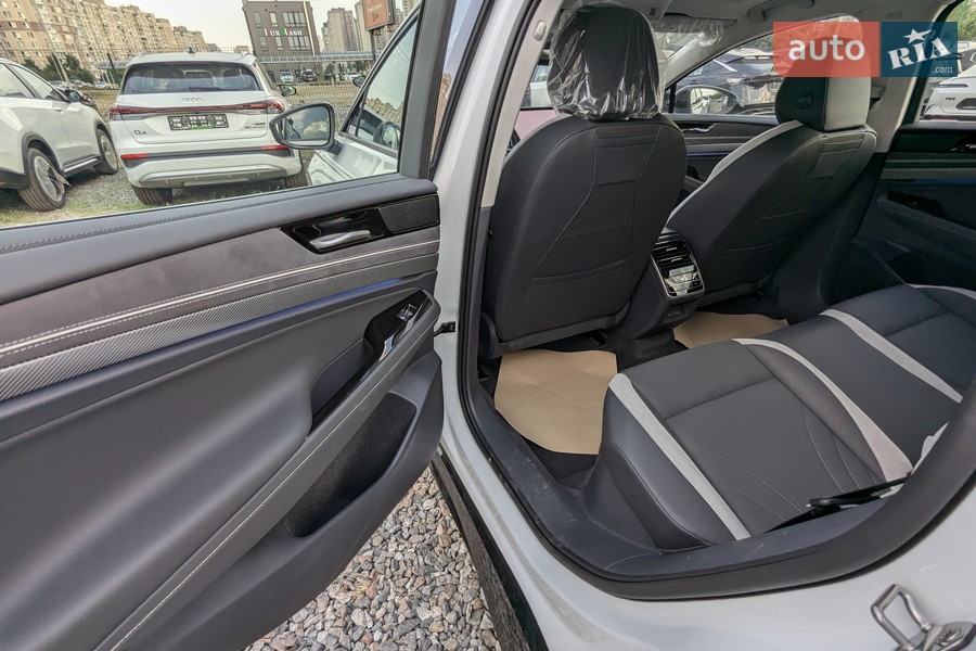 Volkswagen ID.7 - фото 20