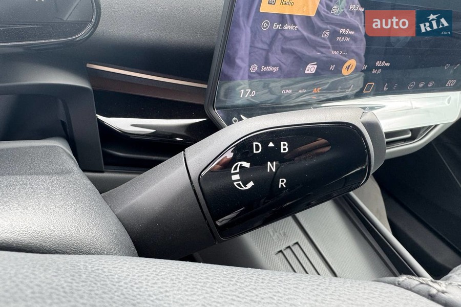 Volkswagen ID. UNYX - фото 36