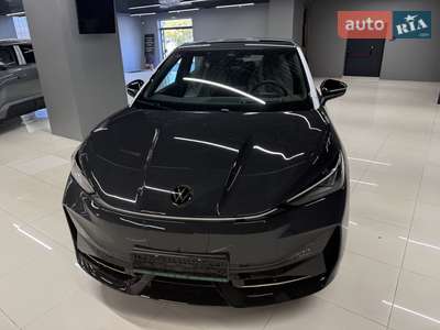 Volkswagen ID. UNYX 2025 Ultra