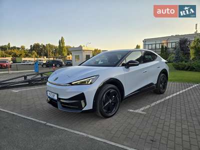Volkswagen ID. UNYX 2025 Pro