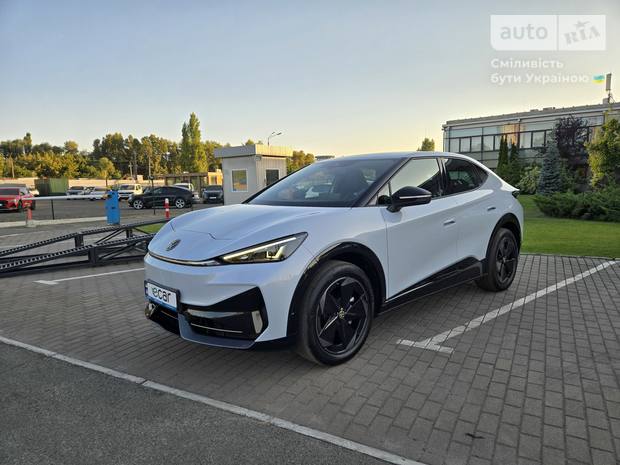 Volkswagen ID. UNYX 2025