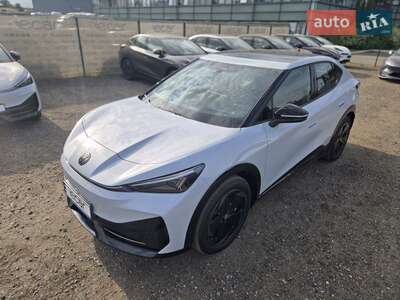 Volkswagen ID. UNYX 2025 Ultra