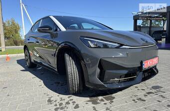 Volkswagen ID. UNYX 2025 Ultra