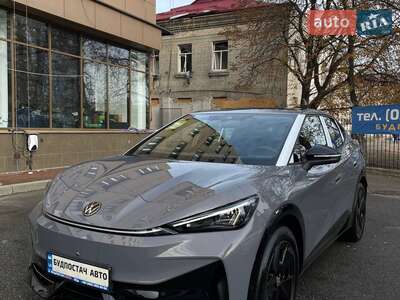 Volkswagen ID. UNYX 2025 Ultra