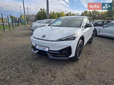 Volkswagen ID. UNYX 2025 Pro