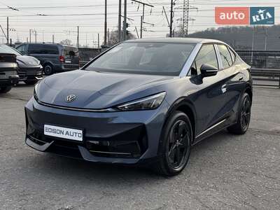 Volkswagen ID. UNYX 2025 Pro