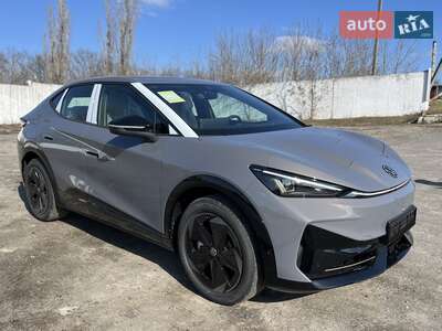 Volkswagen ID. UNYX 2025 Ultra