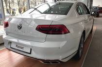 Volkswagen Passat Executive Life