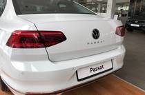 Volkswagen Passat Base