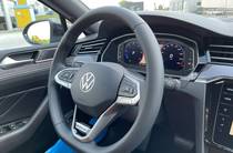 Volkswagen Passat Elegance