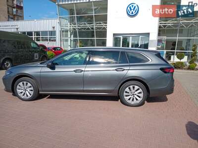 Новий Volkswagen Passat 2025 - фото 3